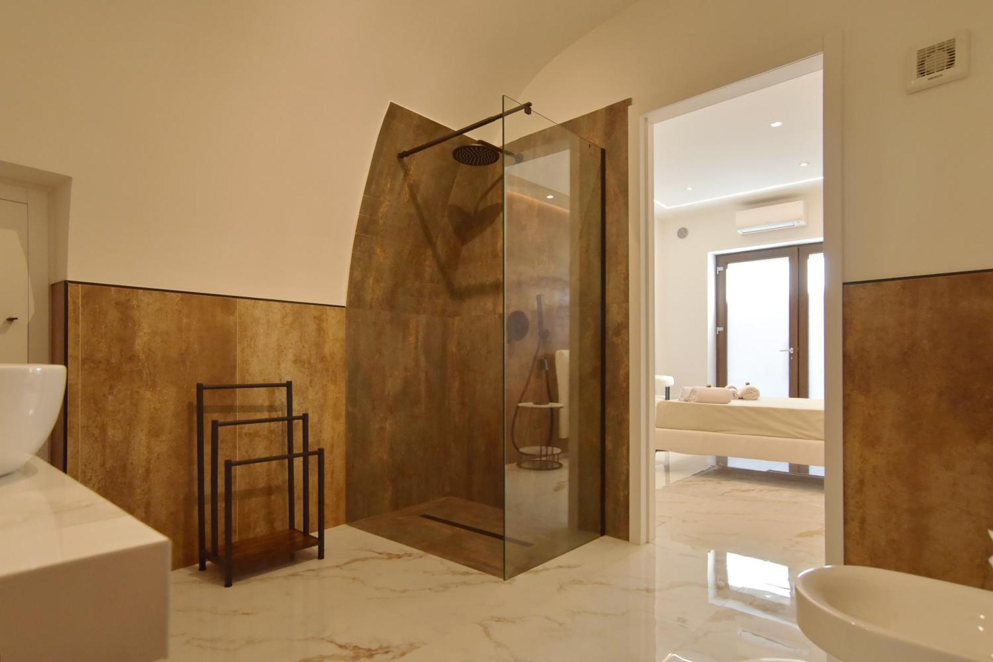 Fla' Suite Deluxe Terrasini Εξωτερικό φωτογραφία