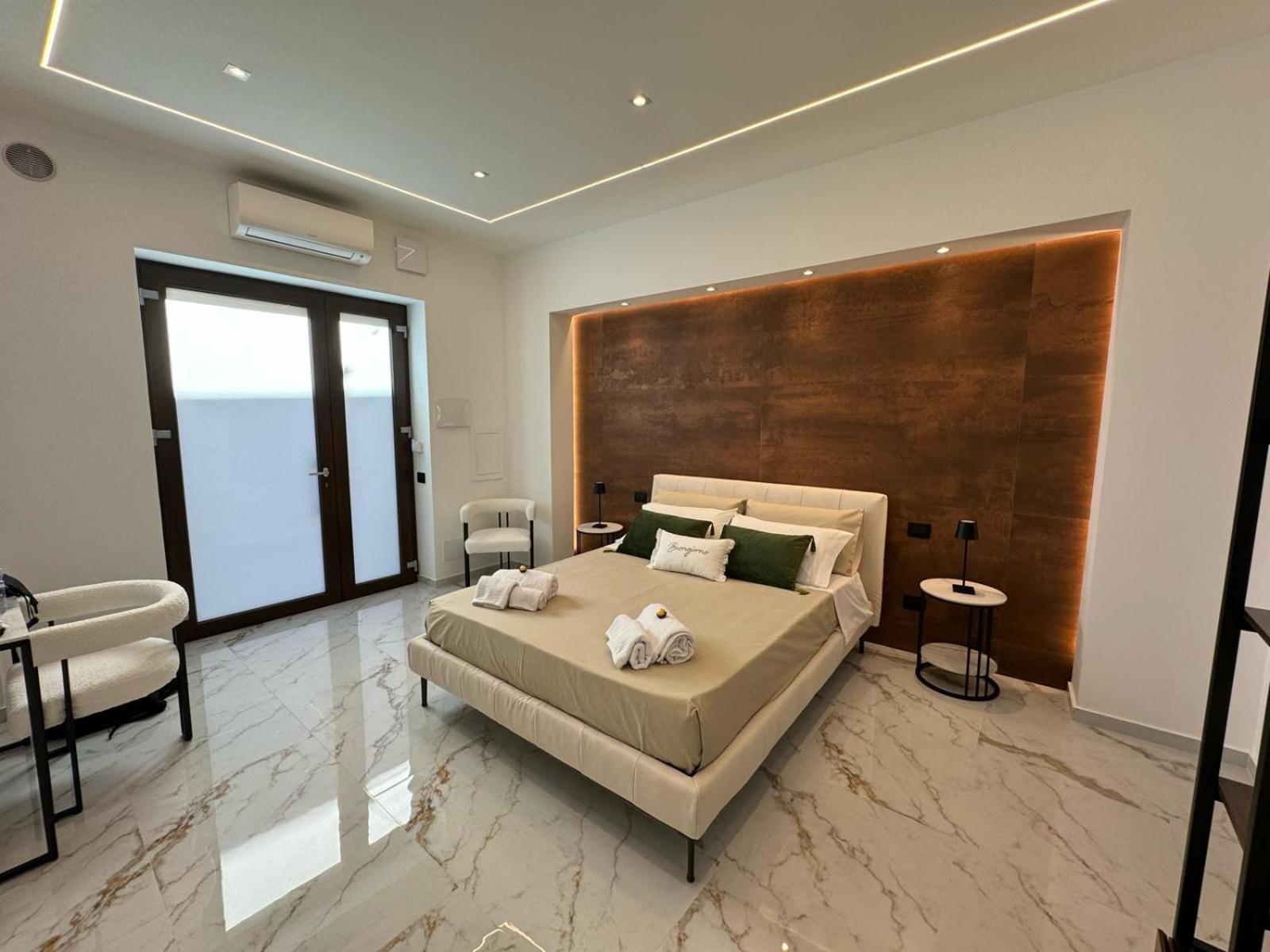 Fla' Suite Deluxe Terrasini Εξωτερικό φωτογραφία